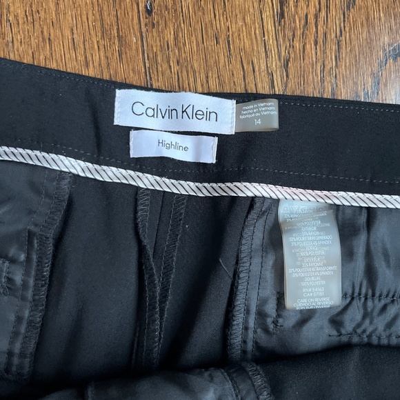 Black dress pants - Picture 3 of 3